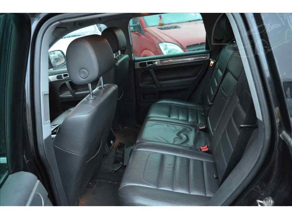 2008 Volkswagen Touareg - 27