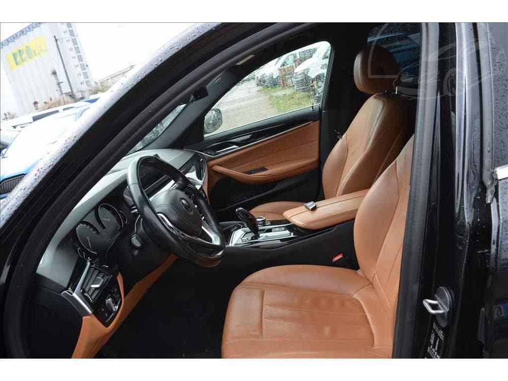 2017 BMW 5-SERIES - 16