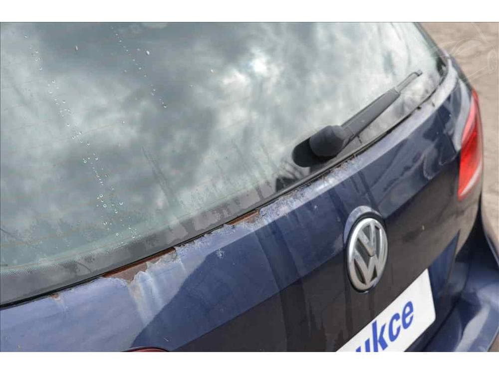 2012 Volkswagen PASSAT - 16