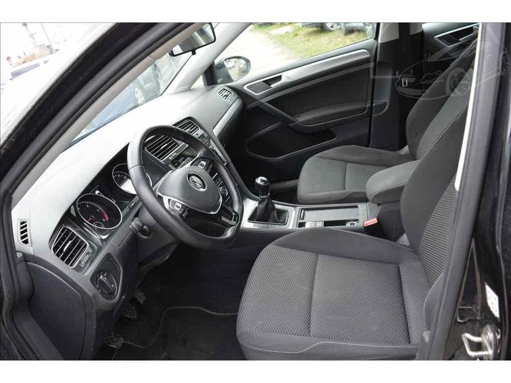 2018 Volkswagen GOLF - 17