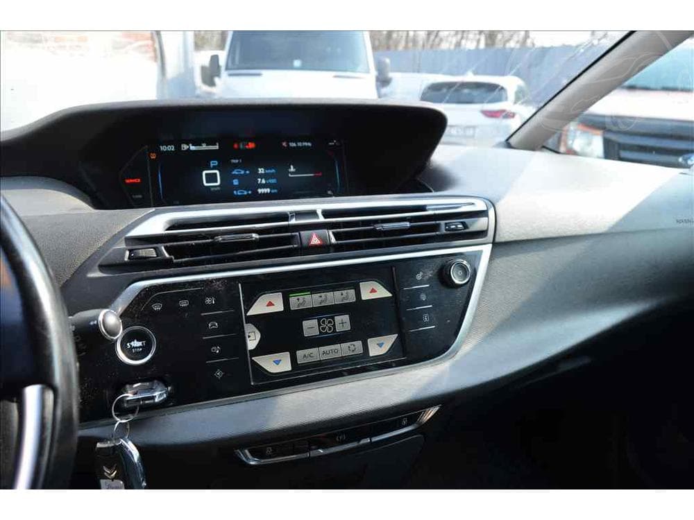 2003 Volvo S80 - 17