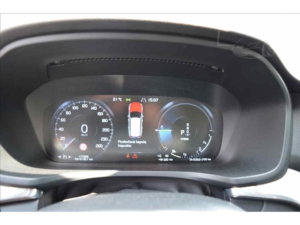 2020 Volvo V60 - 49