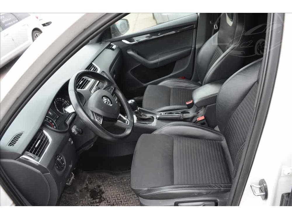 2014 Škoda OCTAVIA - 18