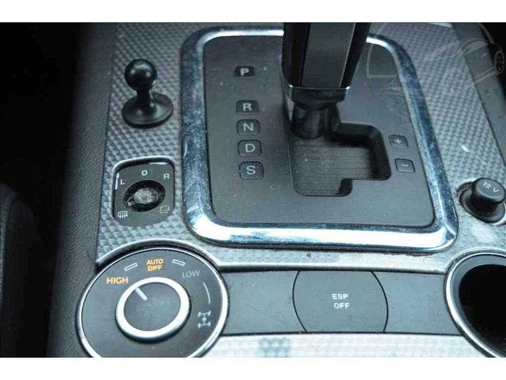 2008 Volkswagen Touareg - 35