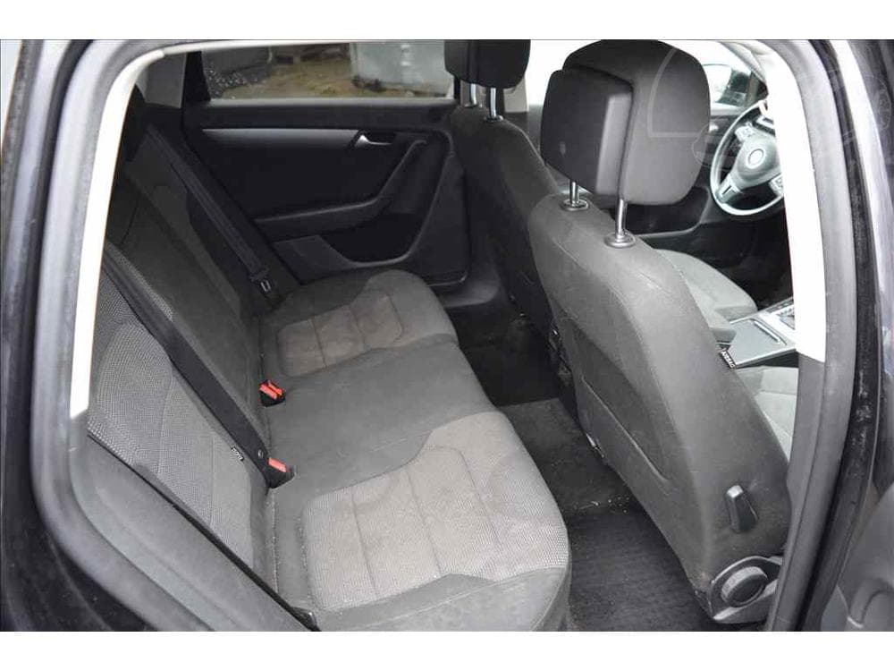 2014 Volkswagen PASSAT - 19