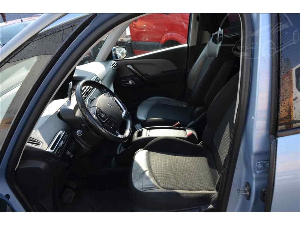 2003 Volvo S80 - 19