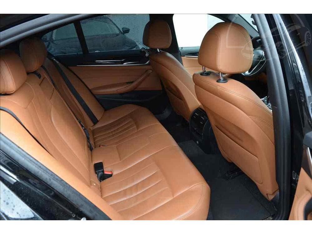 2017 BMW 5-SERIES - 19