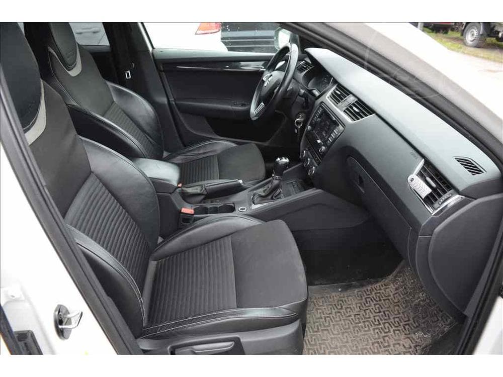 2014 Škoda OCTAVIA - 20