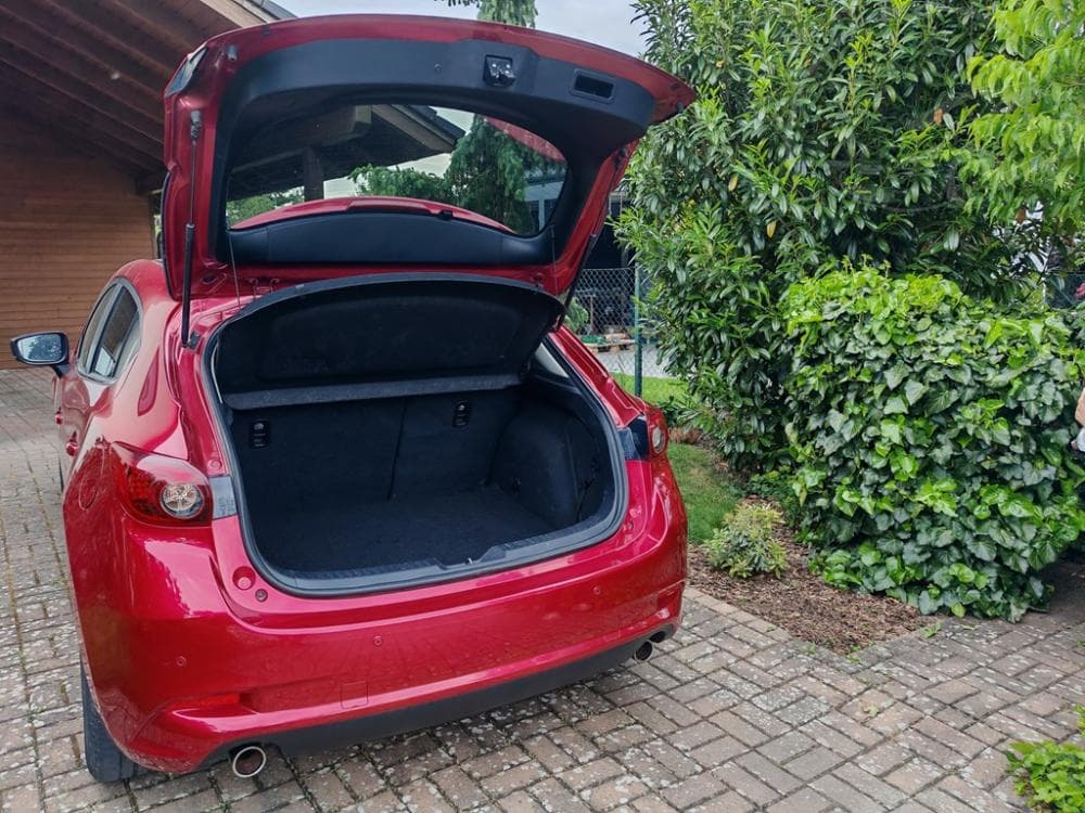 2017 Mazda 3 - 9