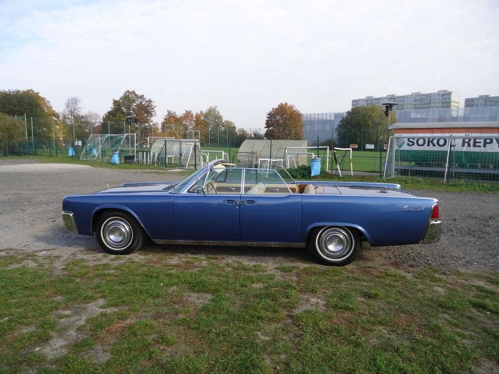 1963 Lincoln CONTINENTAL - 4