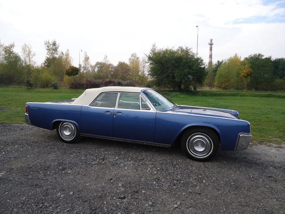 1963 Lincoln CONTINENTAL - 25