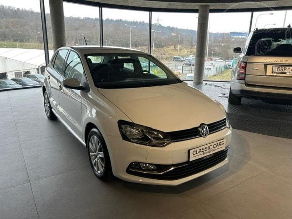 2016 Volkswagen POLO - 9