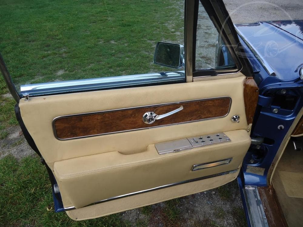 1963 Lincoln CONTINENTAL - 37