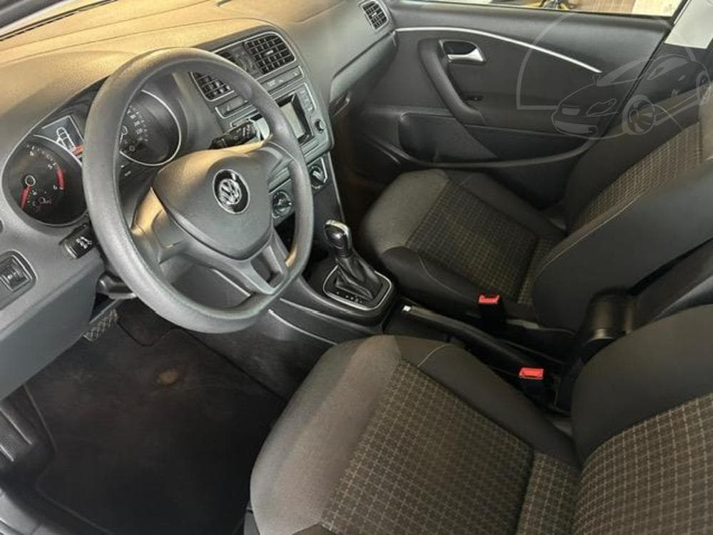 2016 Volkswagen POLO - 13