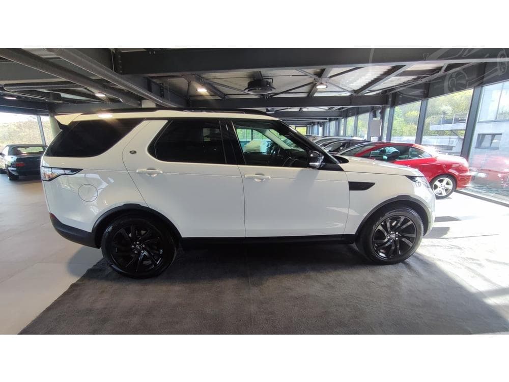 2017 Land Rover DISCOVERY - 25