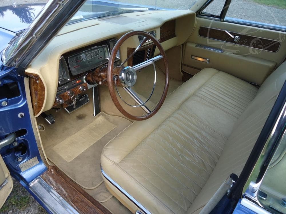 1963 Lincoln CONTINENTAL - 43