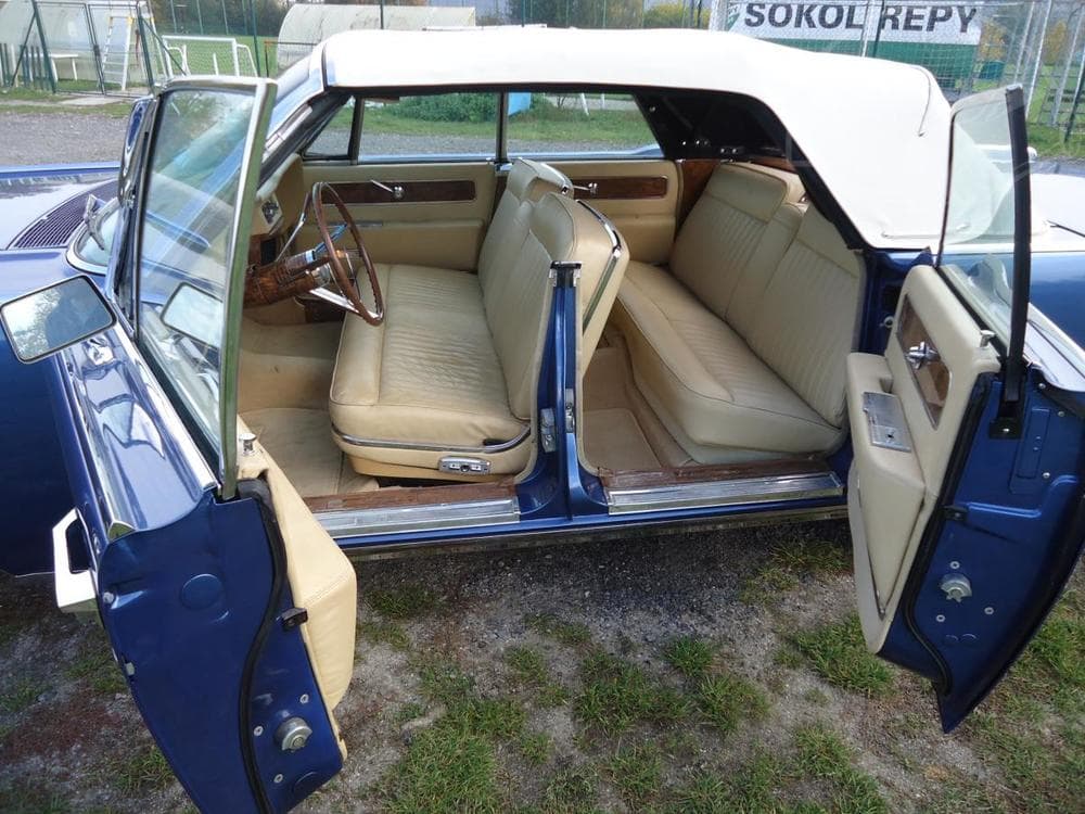 1963 Lincoln CONTINENTAL - 49