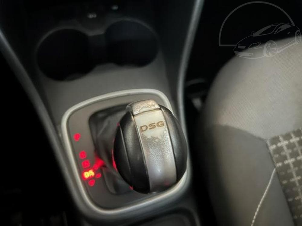2016 Volkswagen POLO - 19