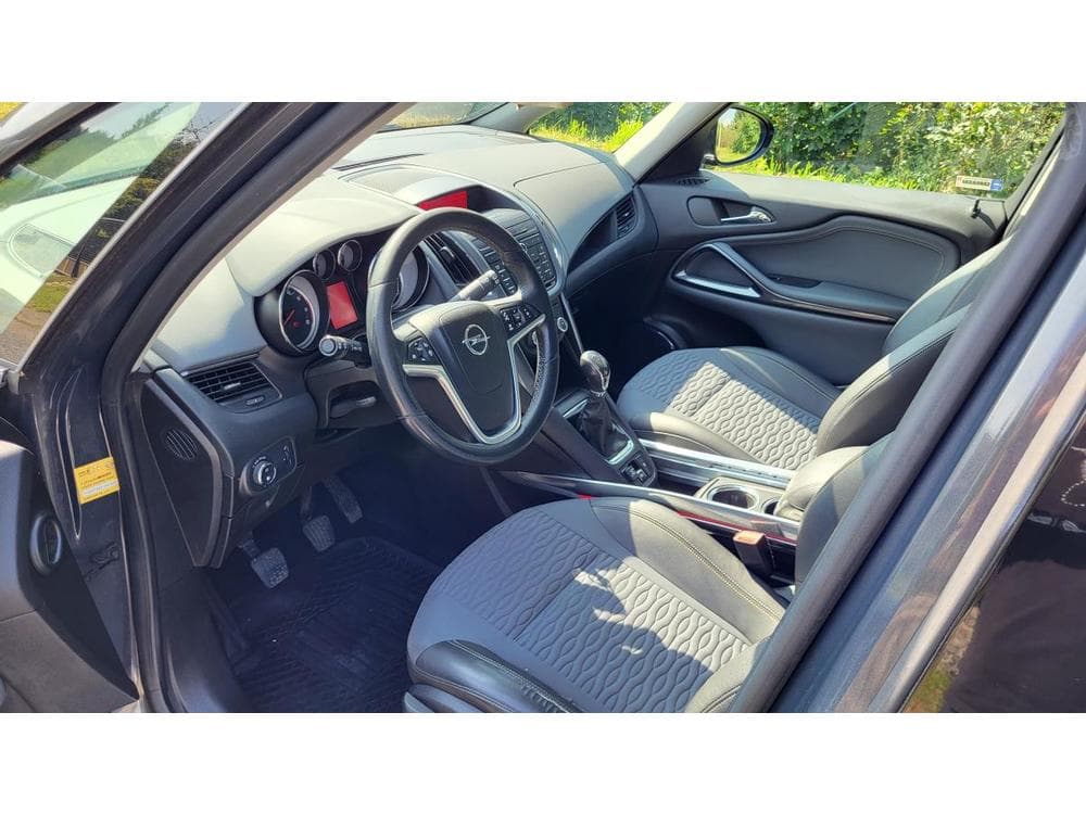 2013 Opel ZAFIRA - 12