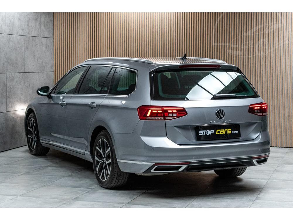 2022 Volkswagen PASSAT - 4