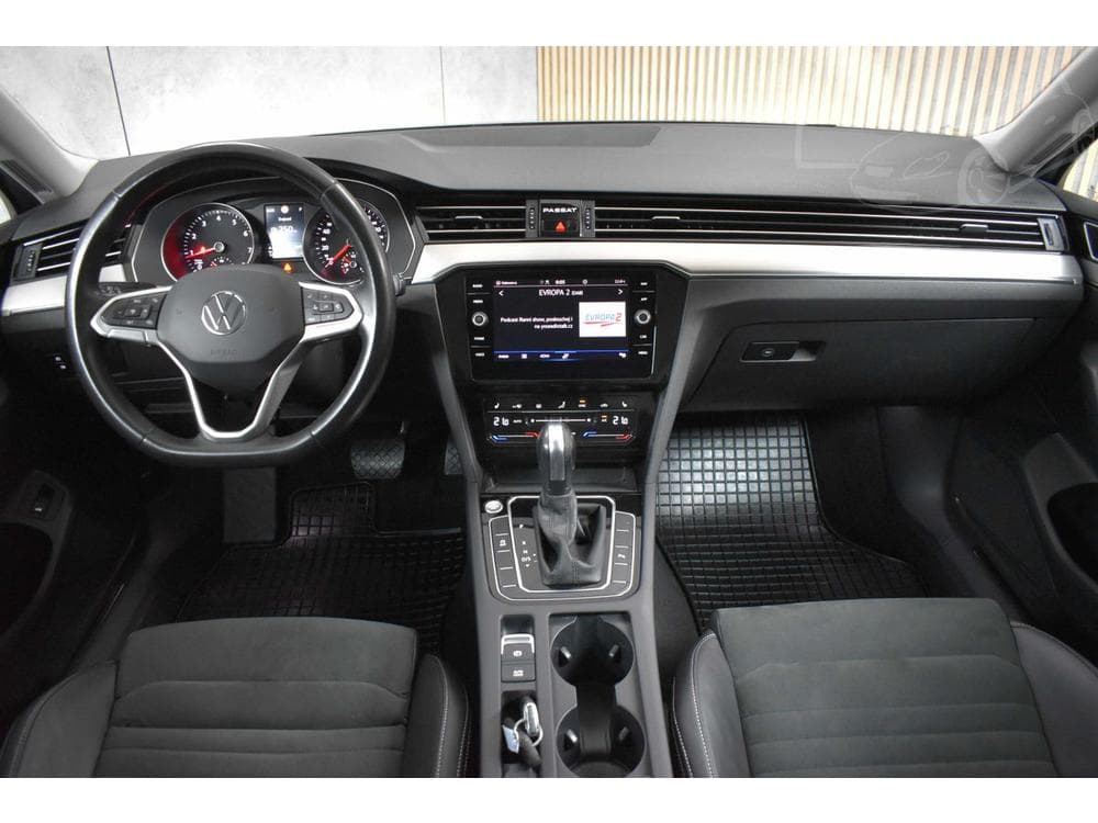 2022 Volkswagen PASSAT - 7