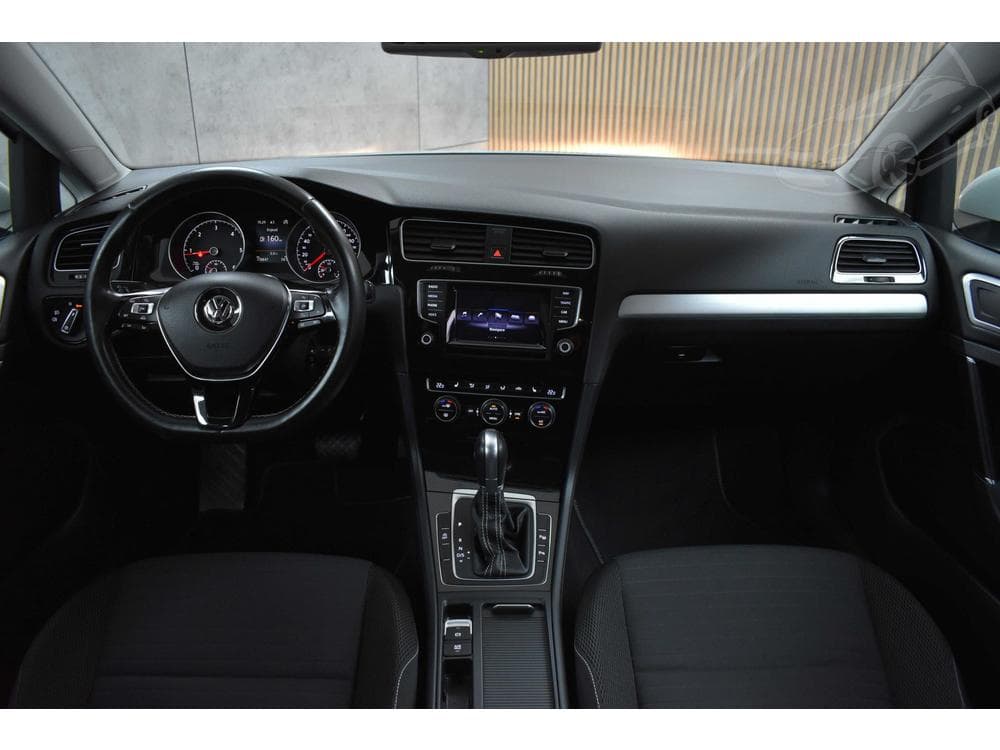 2015 Volkswagen Golf - 7