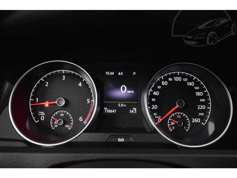 2015 Volkswagen Golf - 19