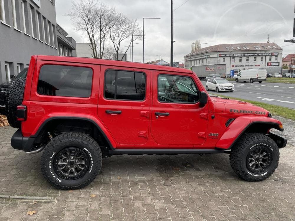2024 Jeep WRANGLER - 16