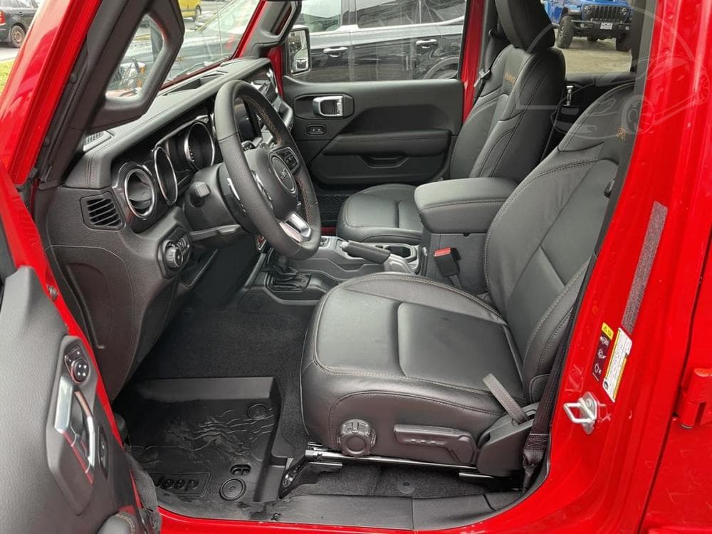 2024 Jeep WRANGLER - 25