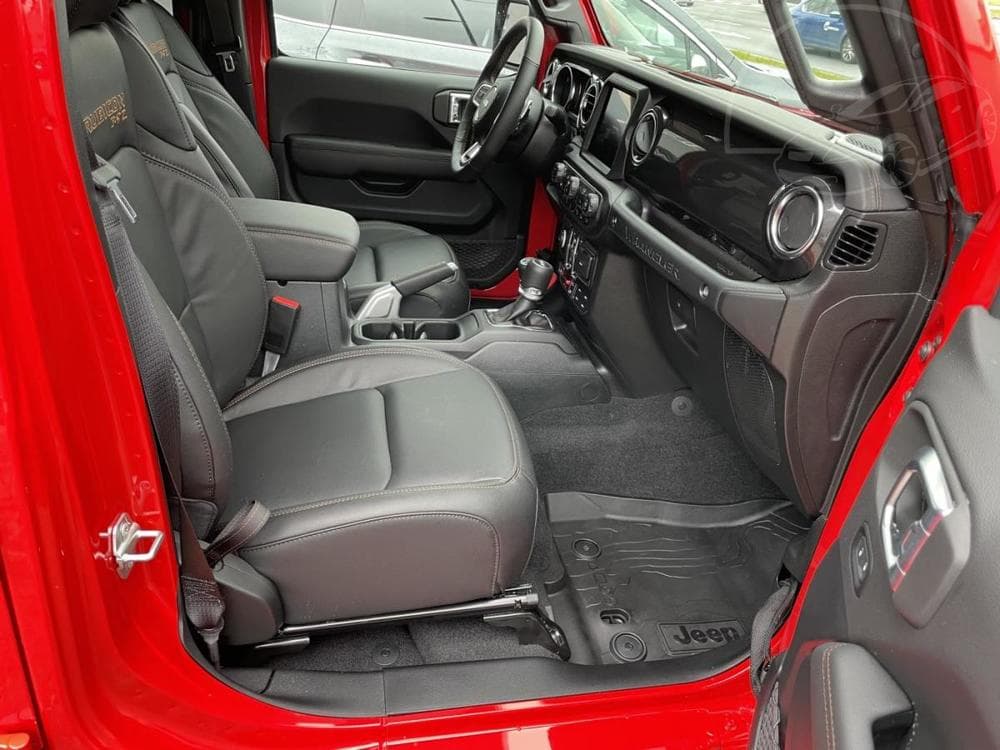 2024 Jeep WRANGLER - 37