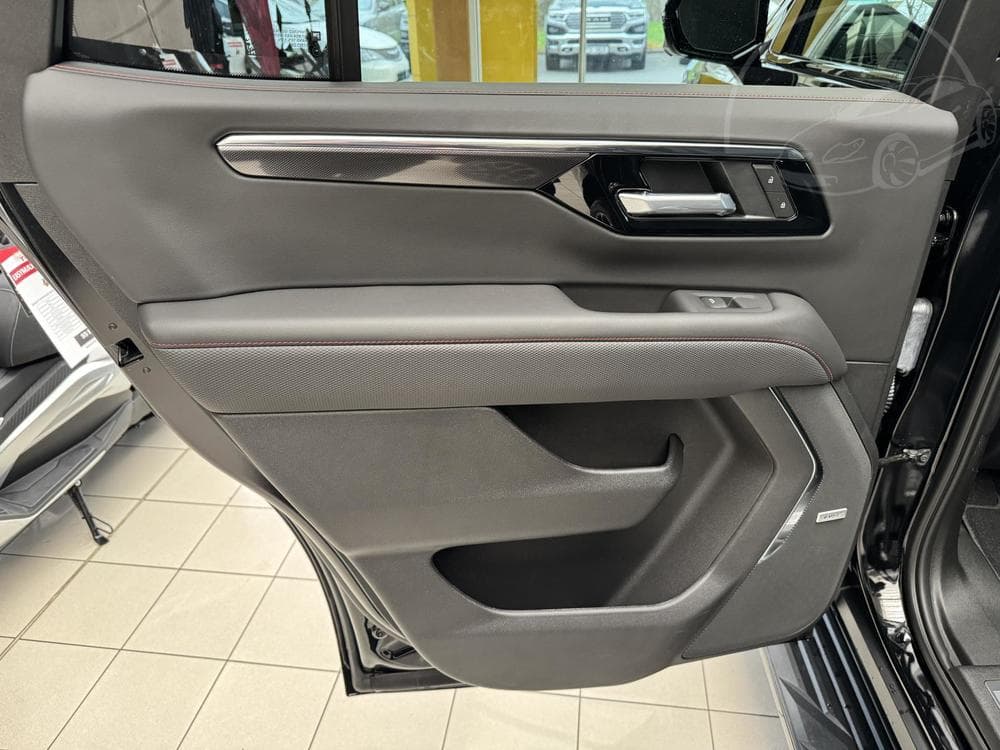 2026 Chevrolet TAHOE - 25
