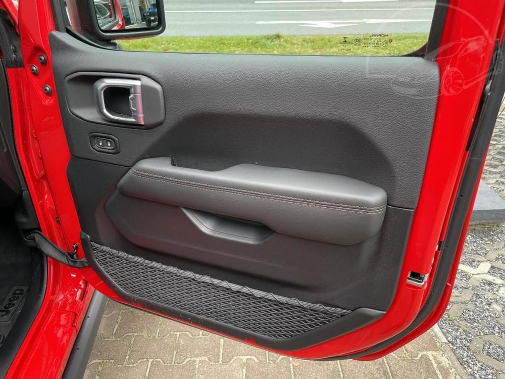 2024 Jeep WRANGLER - 40