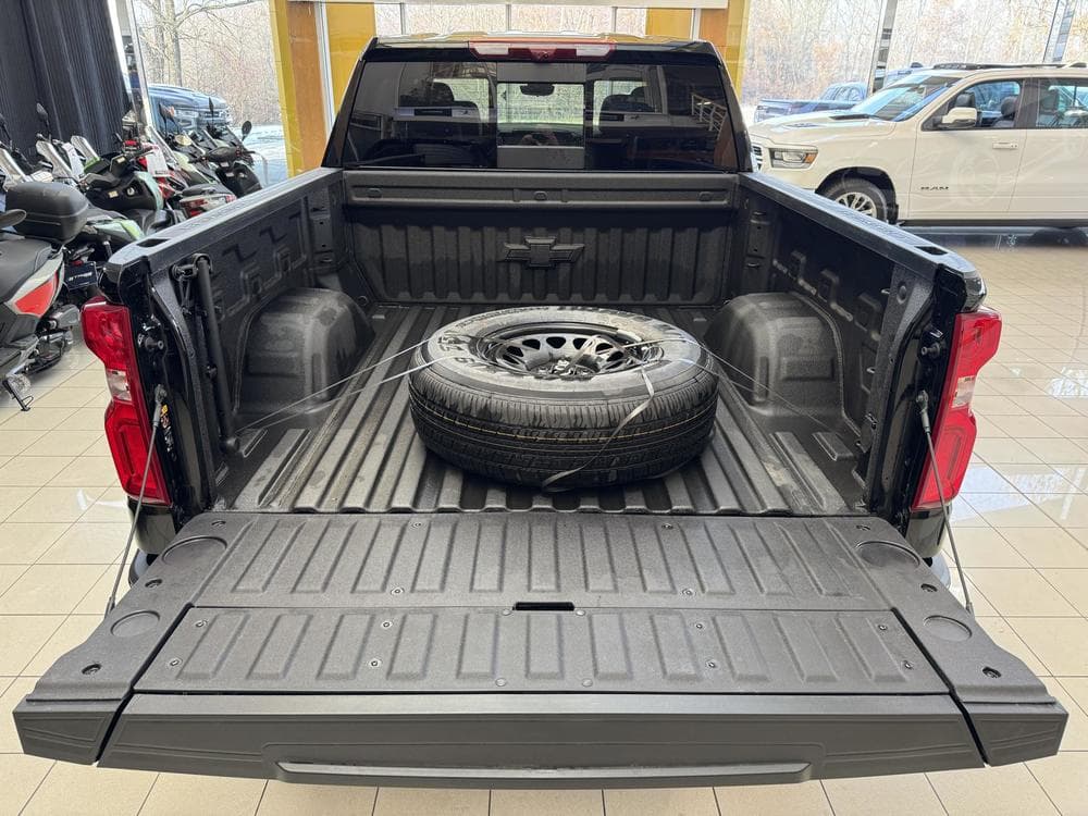 2026 Chevrolet SILVERADO - 58