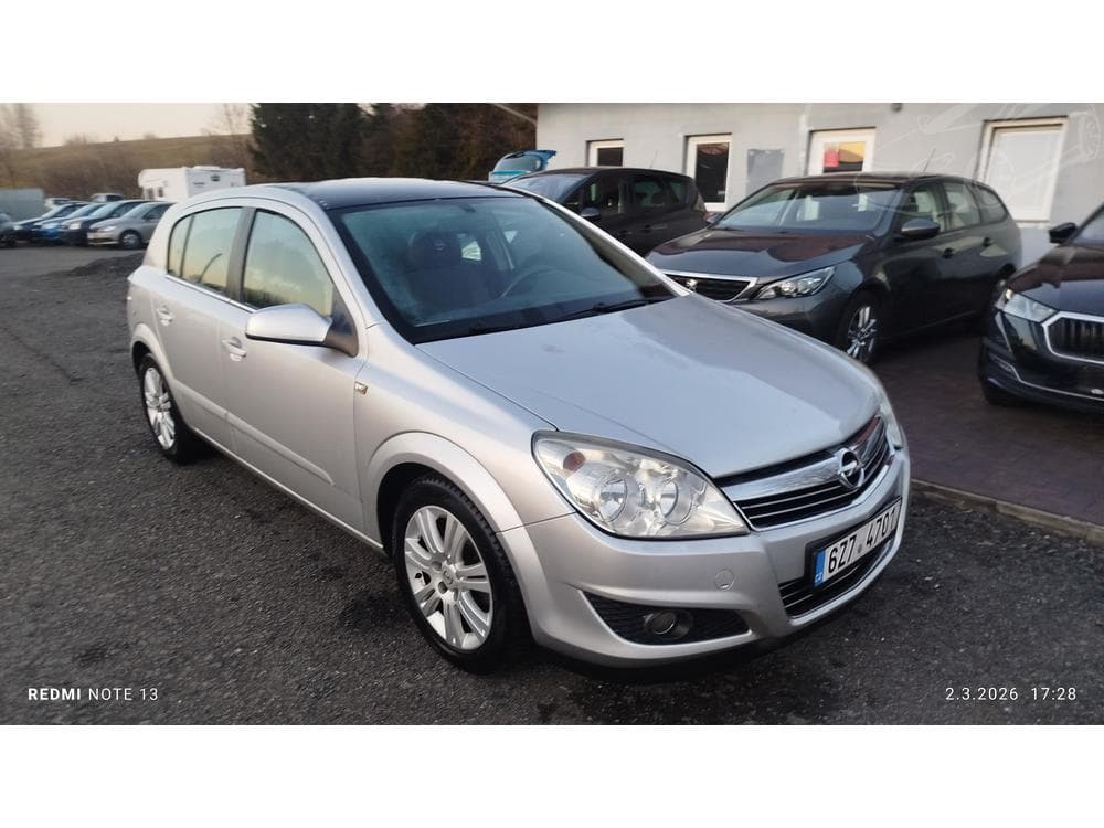 Opel Astra 1.6 16v   BEZ KOROZE