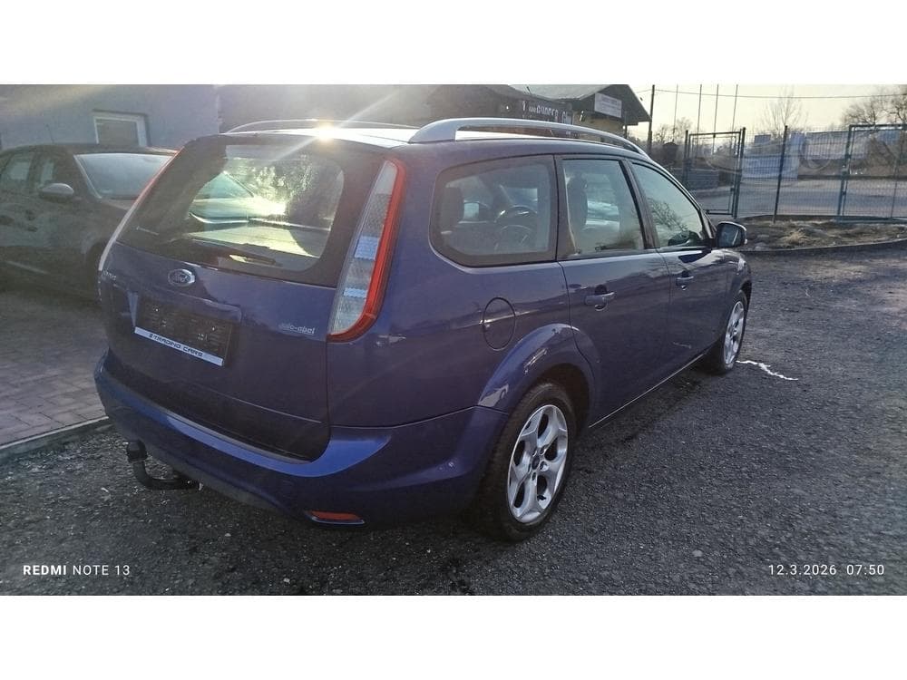 2009 Ford FOCUS - 3