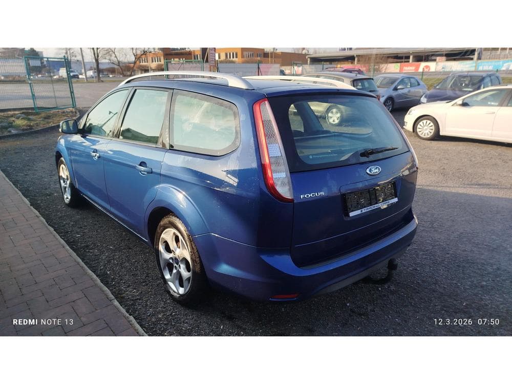 2009 Ford FOCUS - 4