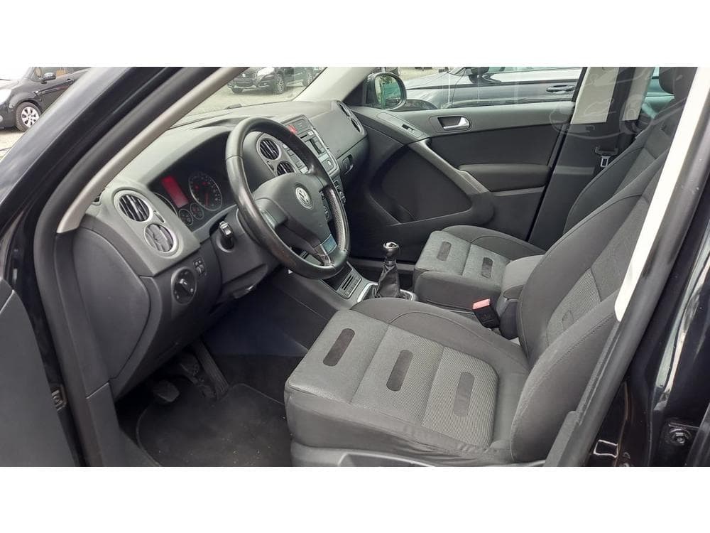 2008 Volkswagen TIGUAN - 5