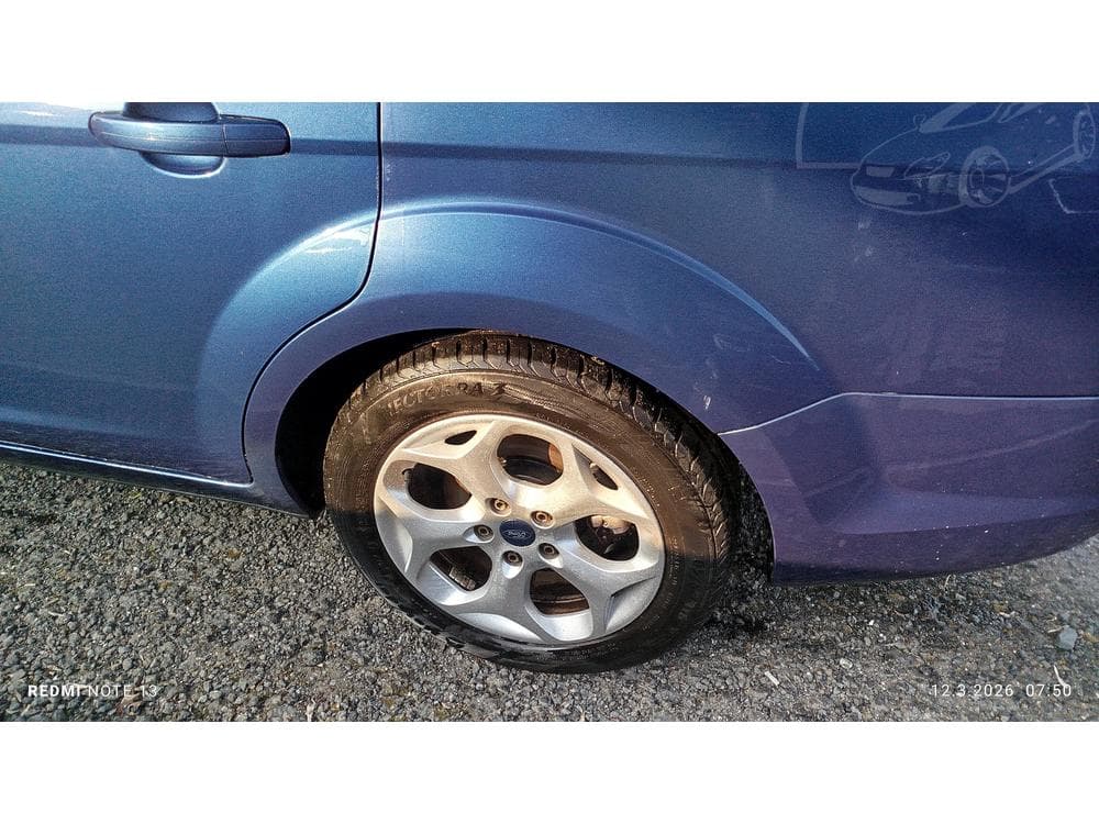 2009 Ford FOCUS - 5