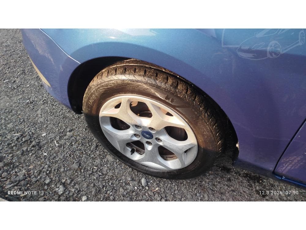 2009 Ford FOCUS - 7