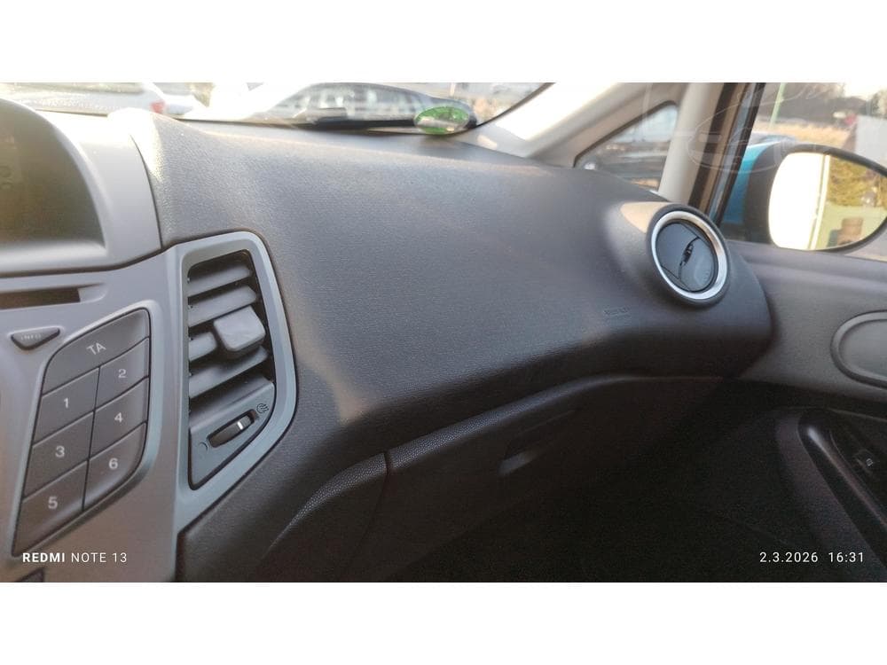 2013 Ford FIESTA - 12