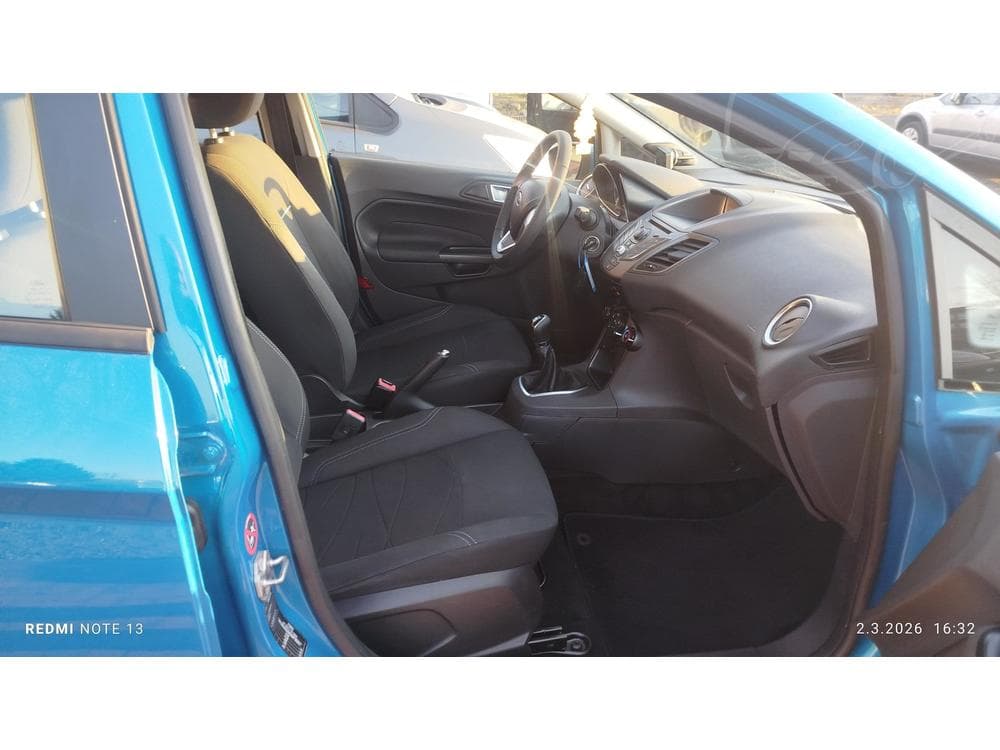 2013 Ford FIESTA - 16