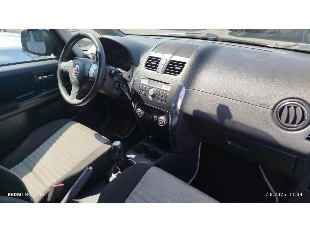 2012 Fiat SEDICI - 19