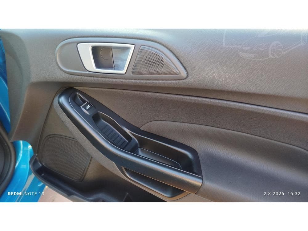2013 Ford FIESTA - 19