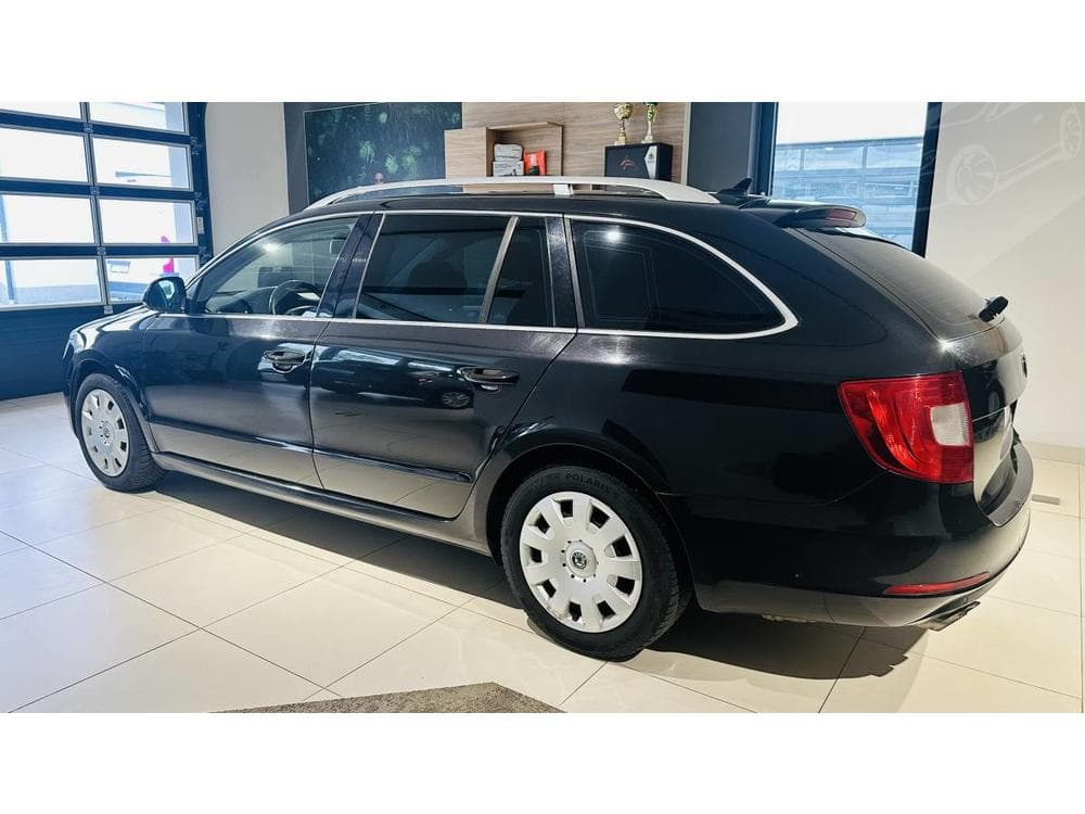 2010 Škoda SUPERB - 6