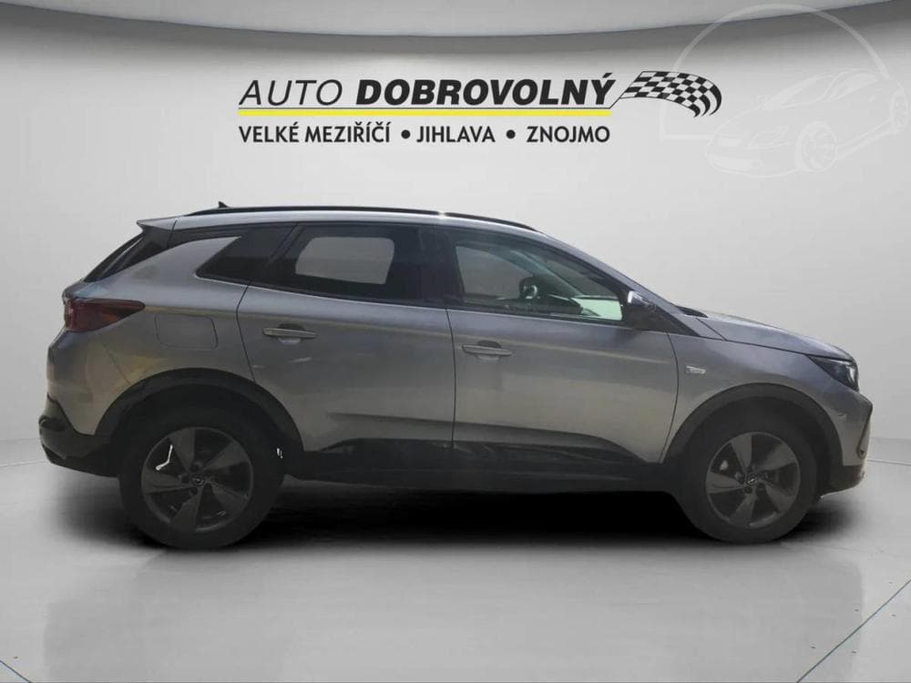 2024 Opel GRANDLAND - 25