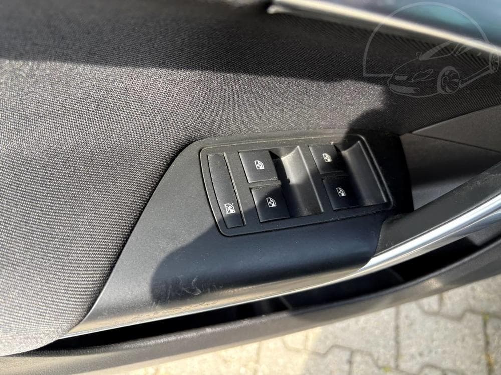 2015 Opel INSIGNIA - 10