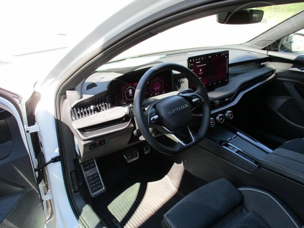 2025 Škoda SUPERB - 34