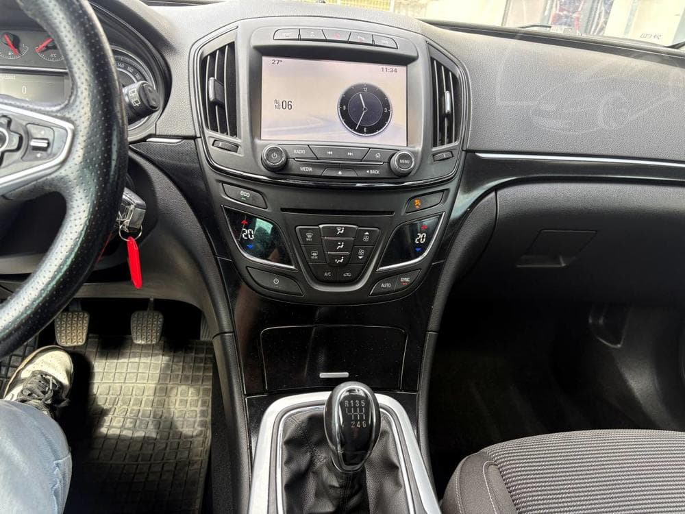 2015 Opel INSIGNIA - 14