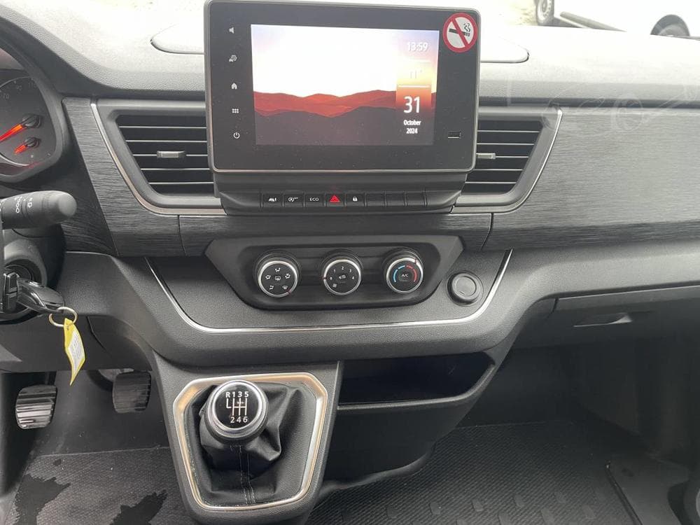 2024 Renault Trafic - 29