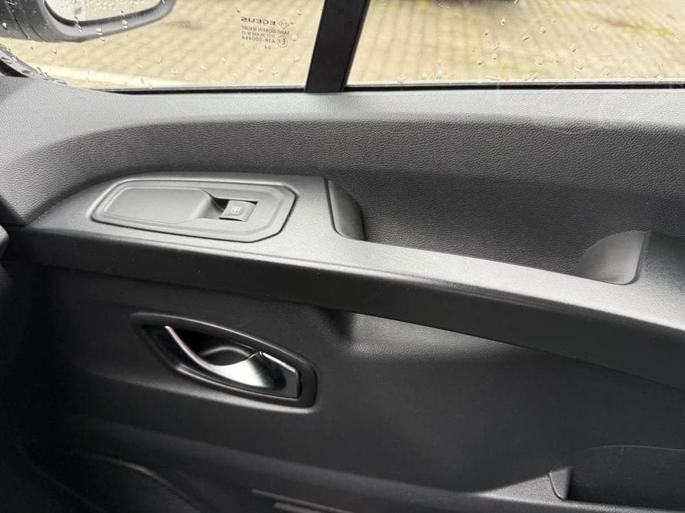 2024 Renault Trafic - 46